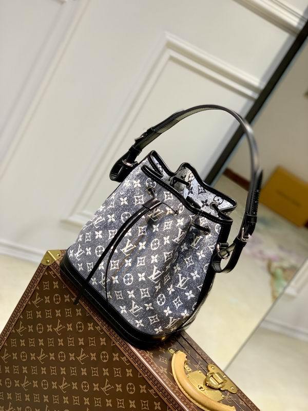 LV Handbags 134